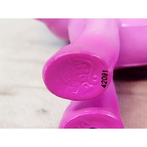 TWILIGHT SPARKLE 2010 Hasbro C-029A MLP Pony Figure Approx. 3" - Picture 9 of 11